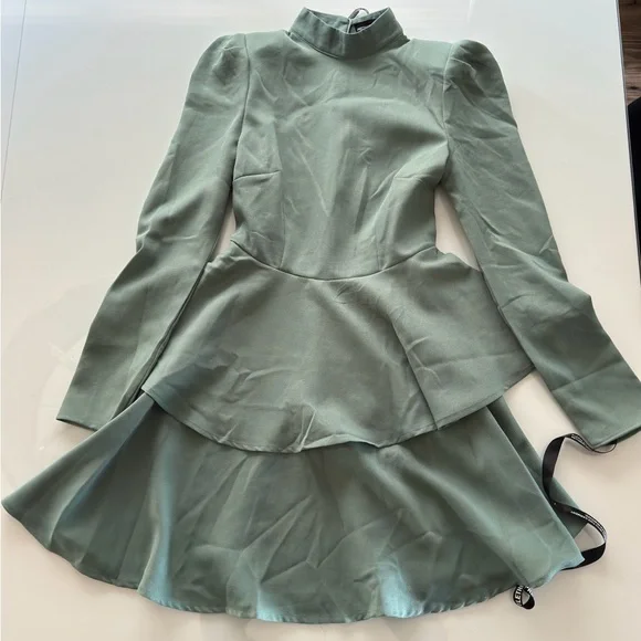 PrettyLittleThing | Dresses | Pretty Little Thing Sage Green Dress With  Shoulder Pads Size Uk 6 Us 2 | Poshmark